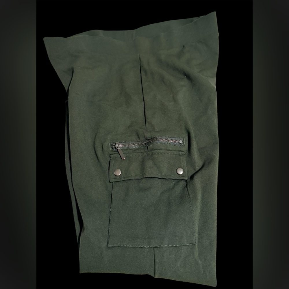 Torrid Olive Green Cargo Pants - Picture 3 of 4